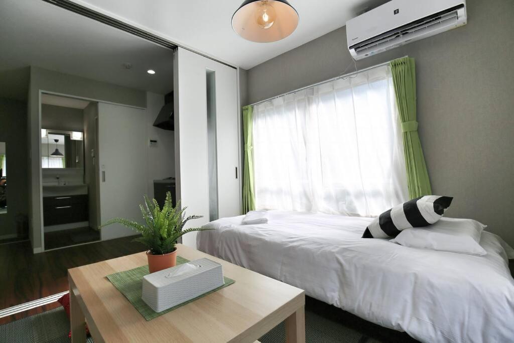 Apartemen Edogawa Japanese Style 202 Has Direct Access To Akihabara And Shinjuku, With Convenient Transportation And Free Wifi *